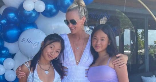 Jade Et Joy Hallyday Se D Voilent En Bikini Pour Une Occasion Sp Ciale