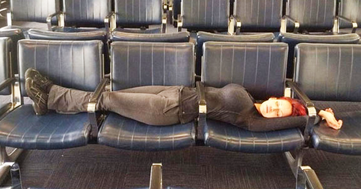 28 photos hilarantes sur de vraies situations rencontrées dans un aéroport.