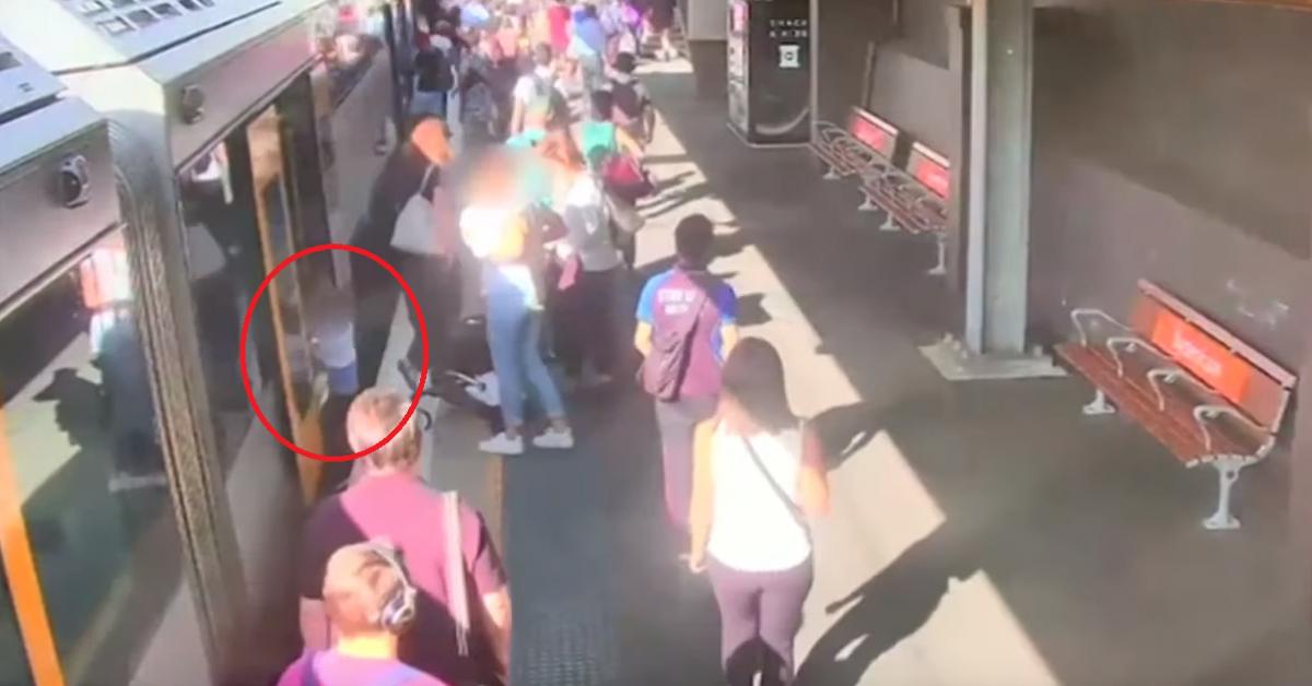 Garcon De 14 Ans Tombe D Une Attraction Video Un petit garçon chute entre le train et le quai: la vidéo fait froid