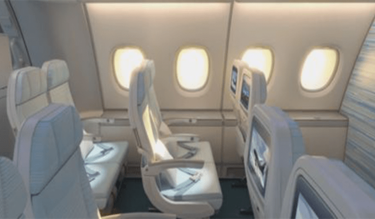 Pourquoi les sièges passagers et les hublots ne sont pas alignés dans les avions ?