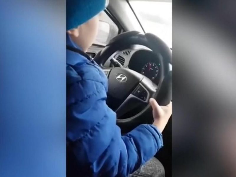 Prise Au Piege Avec Mon Fils « Mon dieu ! » : prise au piège dans sa voiture avec son fils, elle