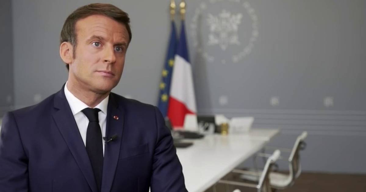 Emmanuel Macron à l'Elysée : il décide de rendre à nouveau obligatoire l'école dès le 22 juin 2020
