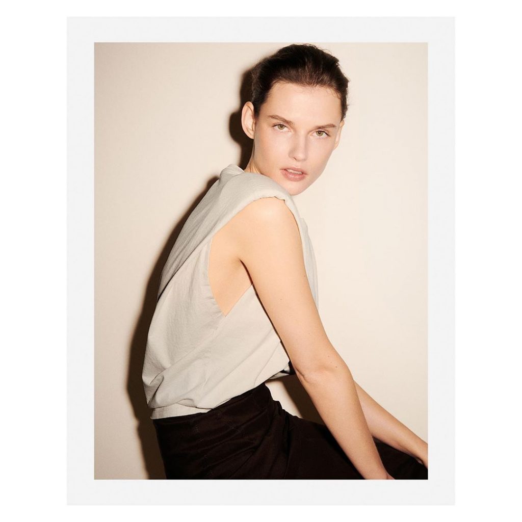 Zara propose un tee-shirt à moins de six euros
