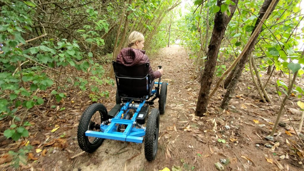 The Rig fauteuil roulant électrique tout-terrain