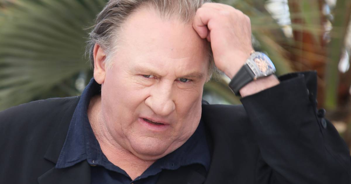 Gérard Depardieu contrôlé ivre sur son scooter à Paris.