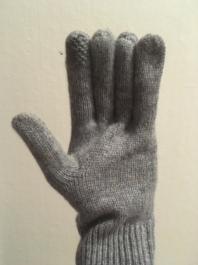 raté gants doigts même longueur