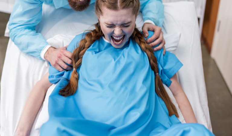 Voisin de l’hôpital, il porte plainte car les femmes qui accouchent « crient trop fort »… et obtient gain de cause