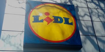 Lidl rappelle un aspirateur inflammable.