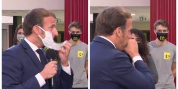 Macron pris d'une quinte de toux enlève son masque.