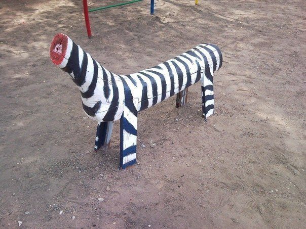 installations bizarres terrain de jeux enfants 