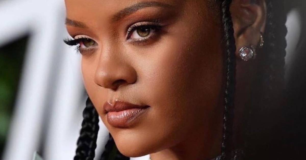 Rihanna a eu un accident de scooter elle a le visage tuméfié.