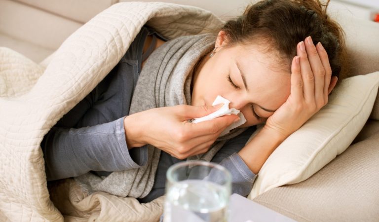 Grippe : TOP 5 des meilleurs remèdes 100% naturels qui permettent de la soigner