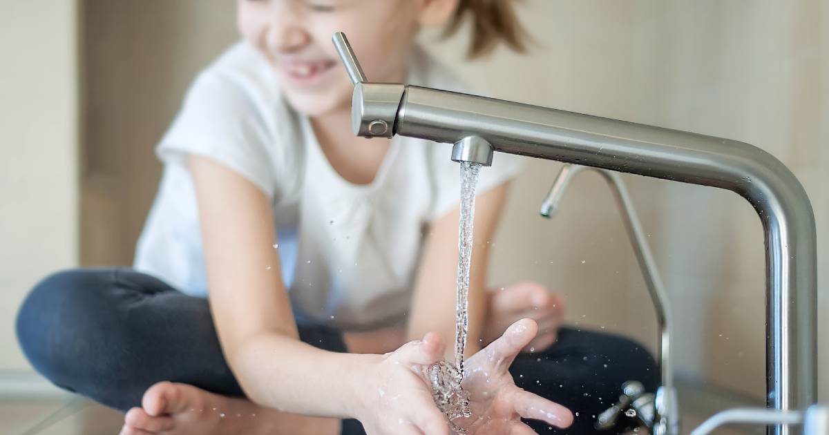 Comment apprendre aux enfants à se laver les mains autrement ?