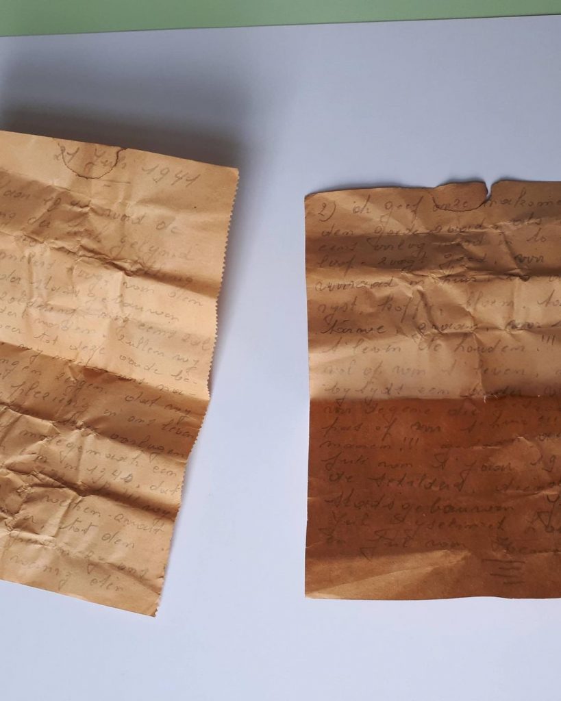 Lettre de 1941 dans le plafond de l'église d'Anvers