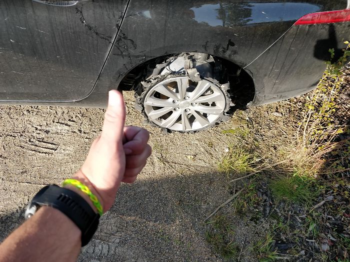 Un pneu entièrement usé