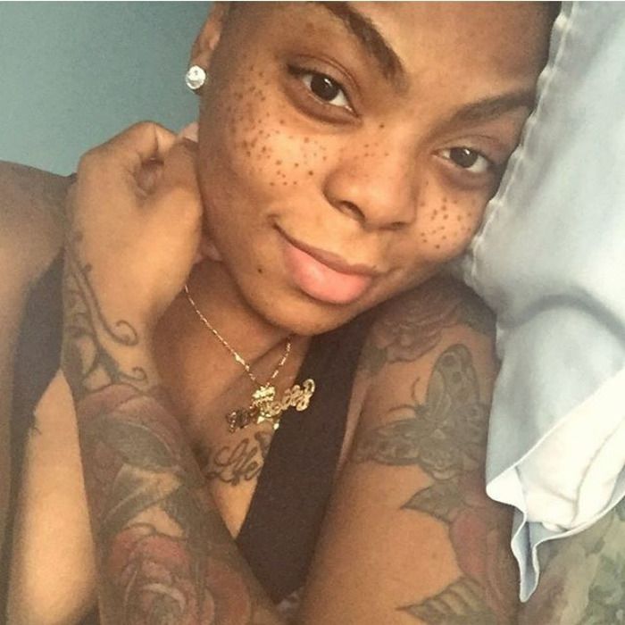 tatouage freckling taches de rousseur