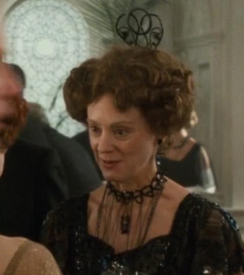 Lucy Duff-Gordon jouée par Rosalind Ayres
