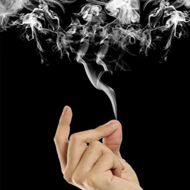 secrets tours de magie doigts fumant