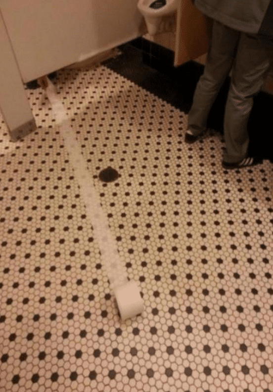 Un rouleau de papier toilette qui se déroule