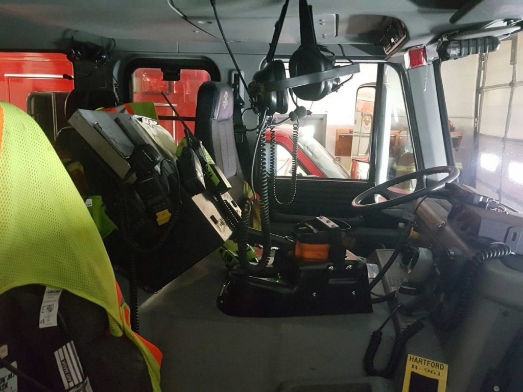 vue de l'intérieur objets créatures banals deviennent extraordinaires camion pompiers