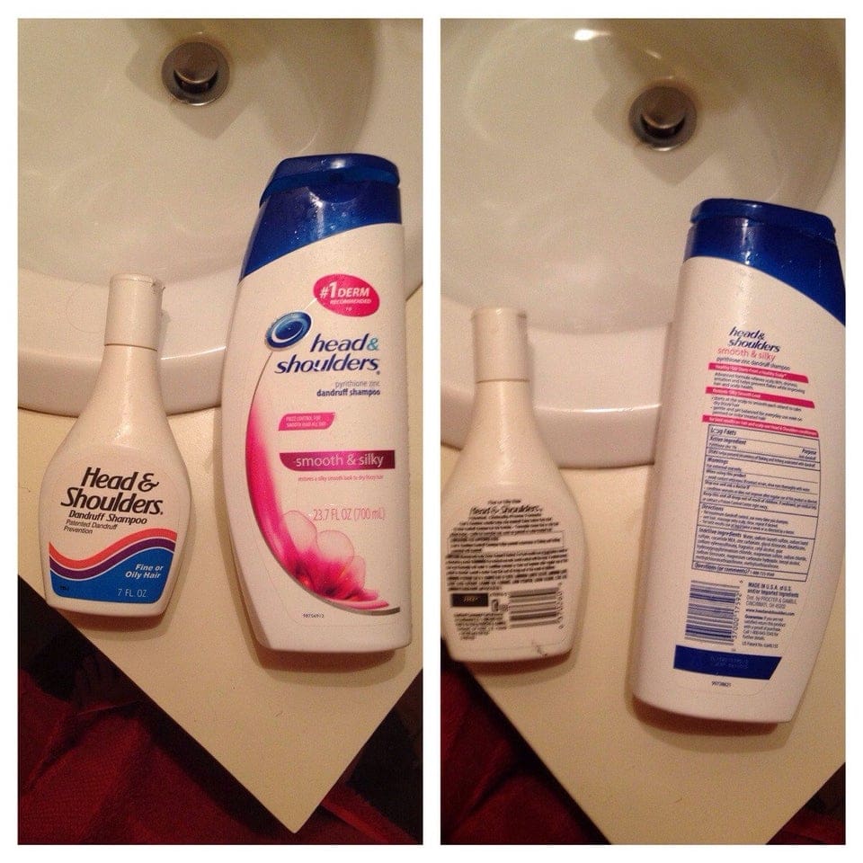 Une ancienne et une actuelle bouteille de shampoing Head & Shoulders