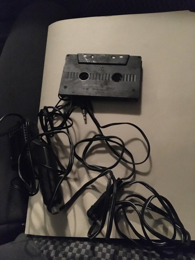 Une cassette adaptateur dans les années 90