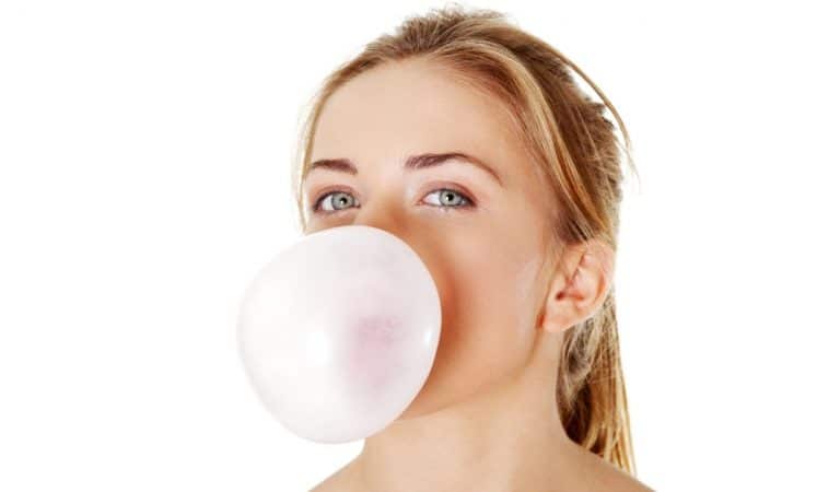 Les effets réels du chewing-gum sur la santé