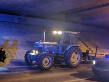 Le conducteur du tracteur est interpellé dans la Nièvre