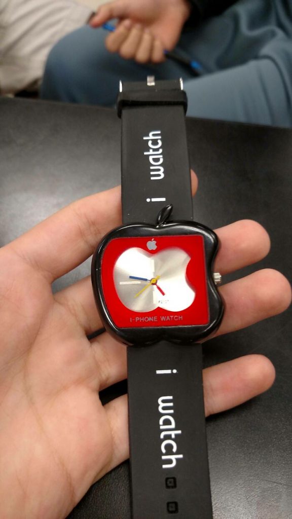 Un achat trompeur sur internet : une apple watch sur ebay
