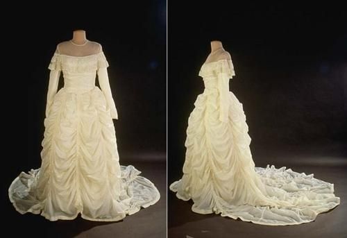 une robe de mariée