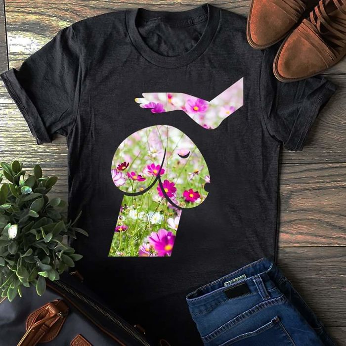 un tee-shirt imprimé