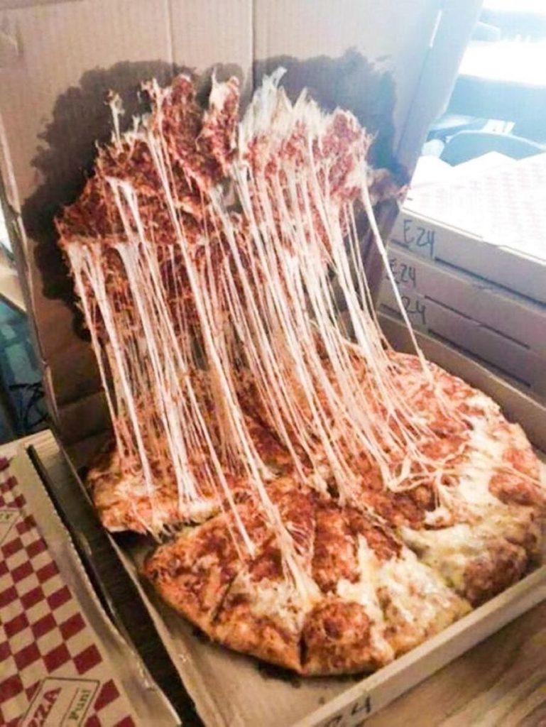 une pizza fondue