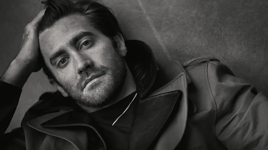 Jake-Gyllenhaal-douche