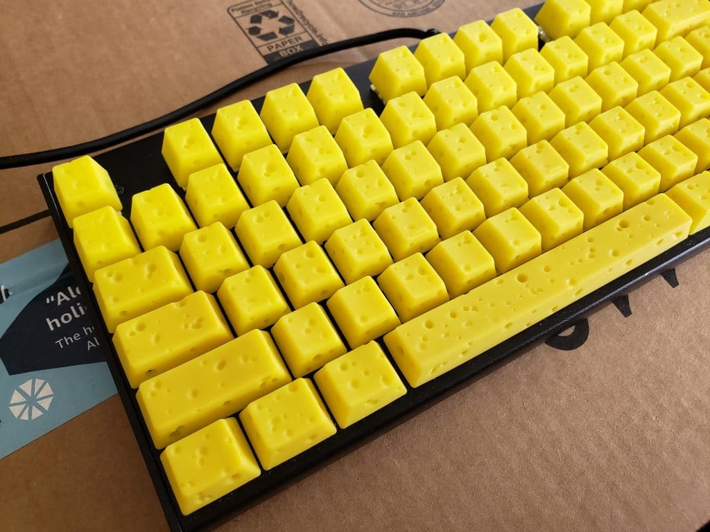 Clavier avec touches en forme de fromage
