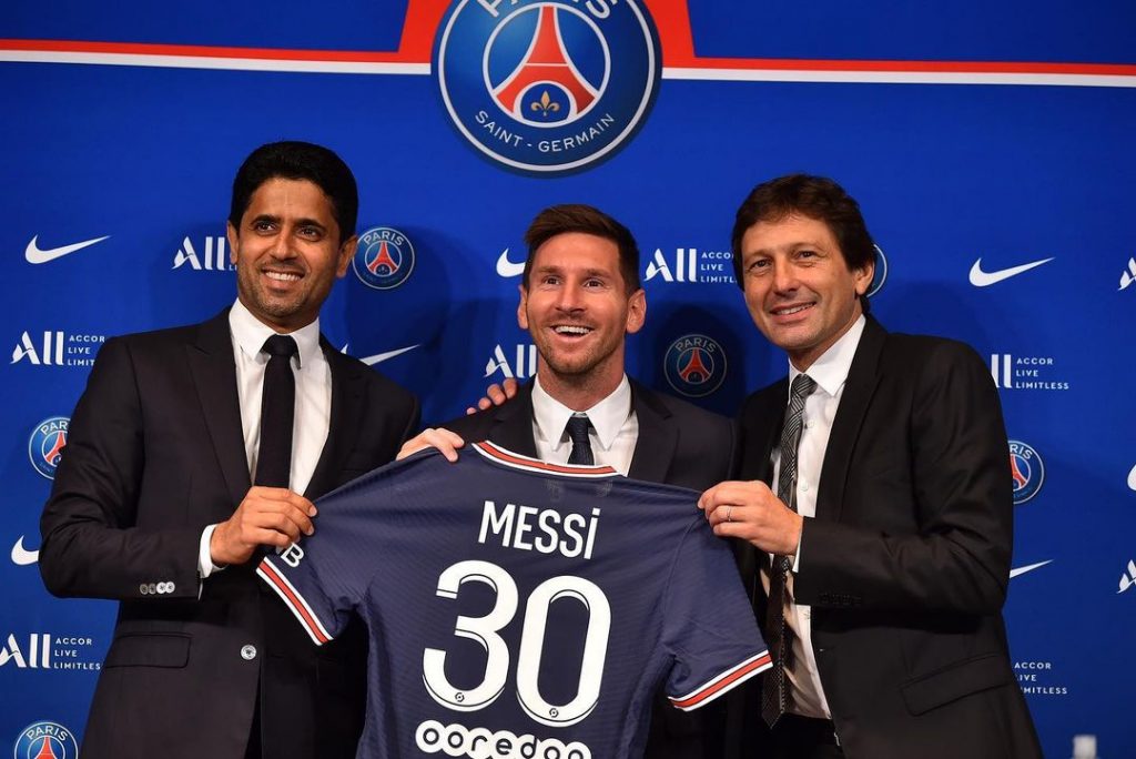 Lionel Messi signe au PSG