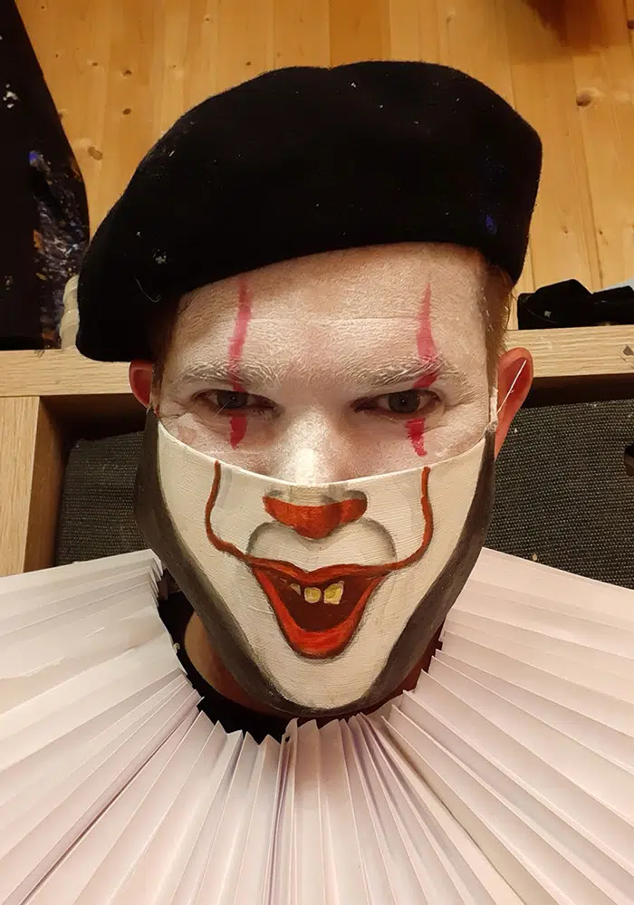 masque de clown effrayant