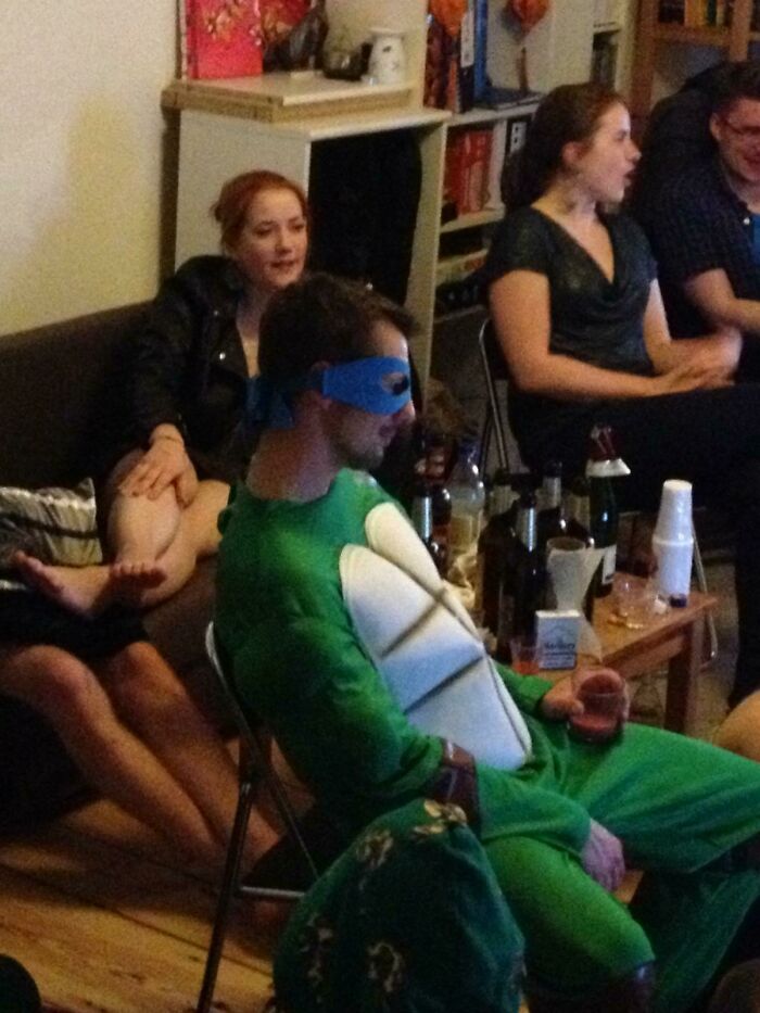 Venir déguiser en tortue ninja à une fête par erreur