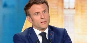 Emmanuel Macron - attitude - comportement - débat - arrogant