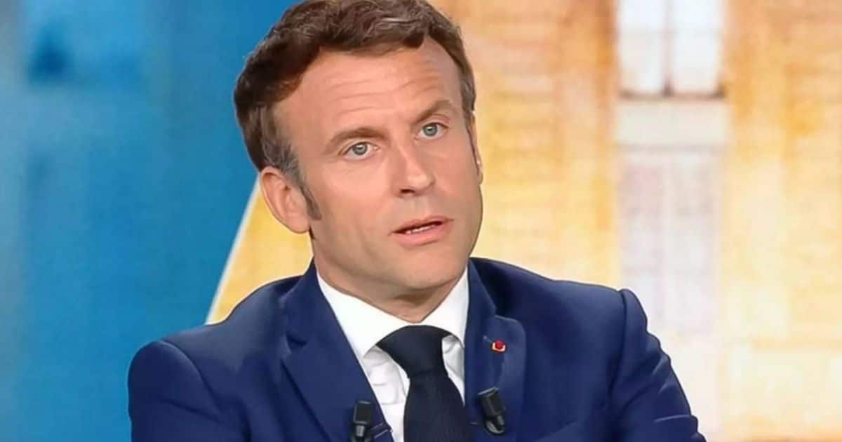 Emmanuel Macron - attitude - comportement - débat - arrogant