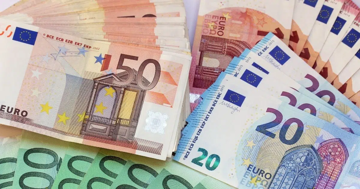 faux billets - 20 et 50 euros