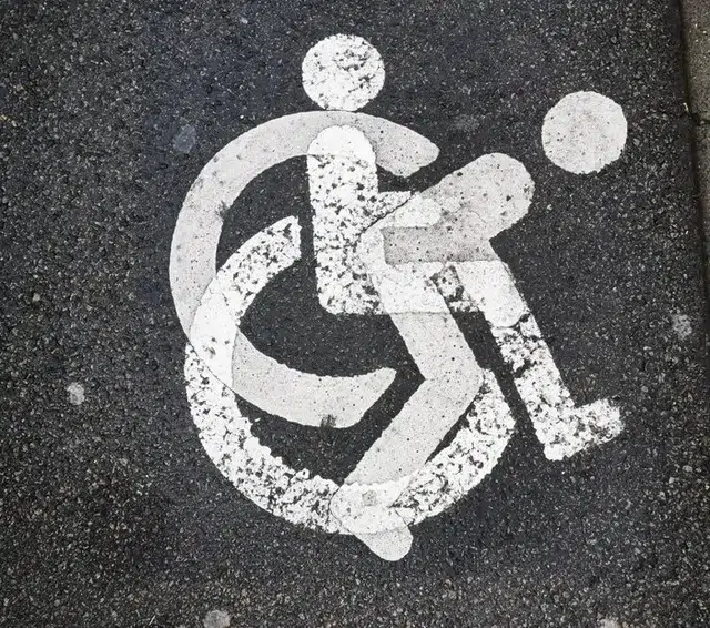 Parking pour fauteuils roulants