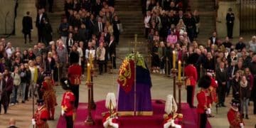 Reine Elizabeth II : un homme arrêté à Westminster Hall à Londres, on connaît la raison !