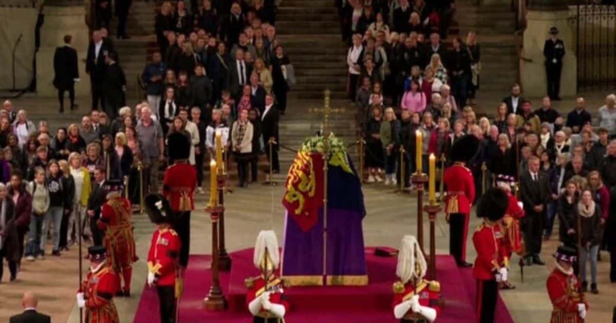 Reine Elizabeth II : un homme arrêté à Westminster Hall à Londres, on connaît la raison !