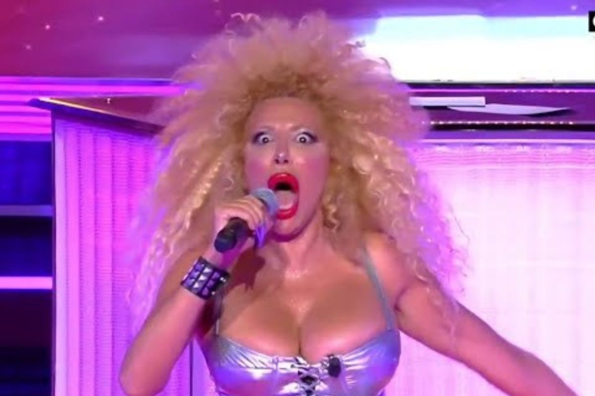 JO De Paris 2024 Afida Turner Cr e La Surprise En Chantant Du Edith 