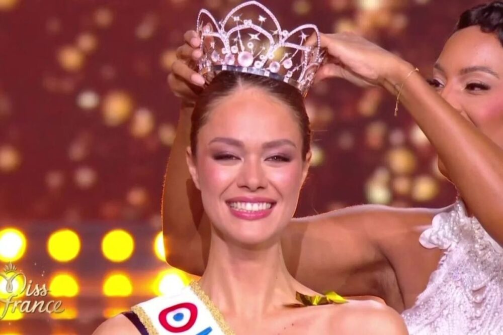 Miss France 2026 Miss Tahiti N tait Pas La Pr f r e Du Jury miss-france-2026-miss-tahiti-n-tait-pas-la-pr-f-r-e-du-jury